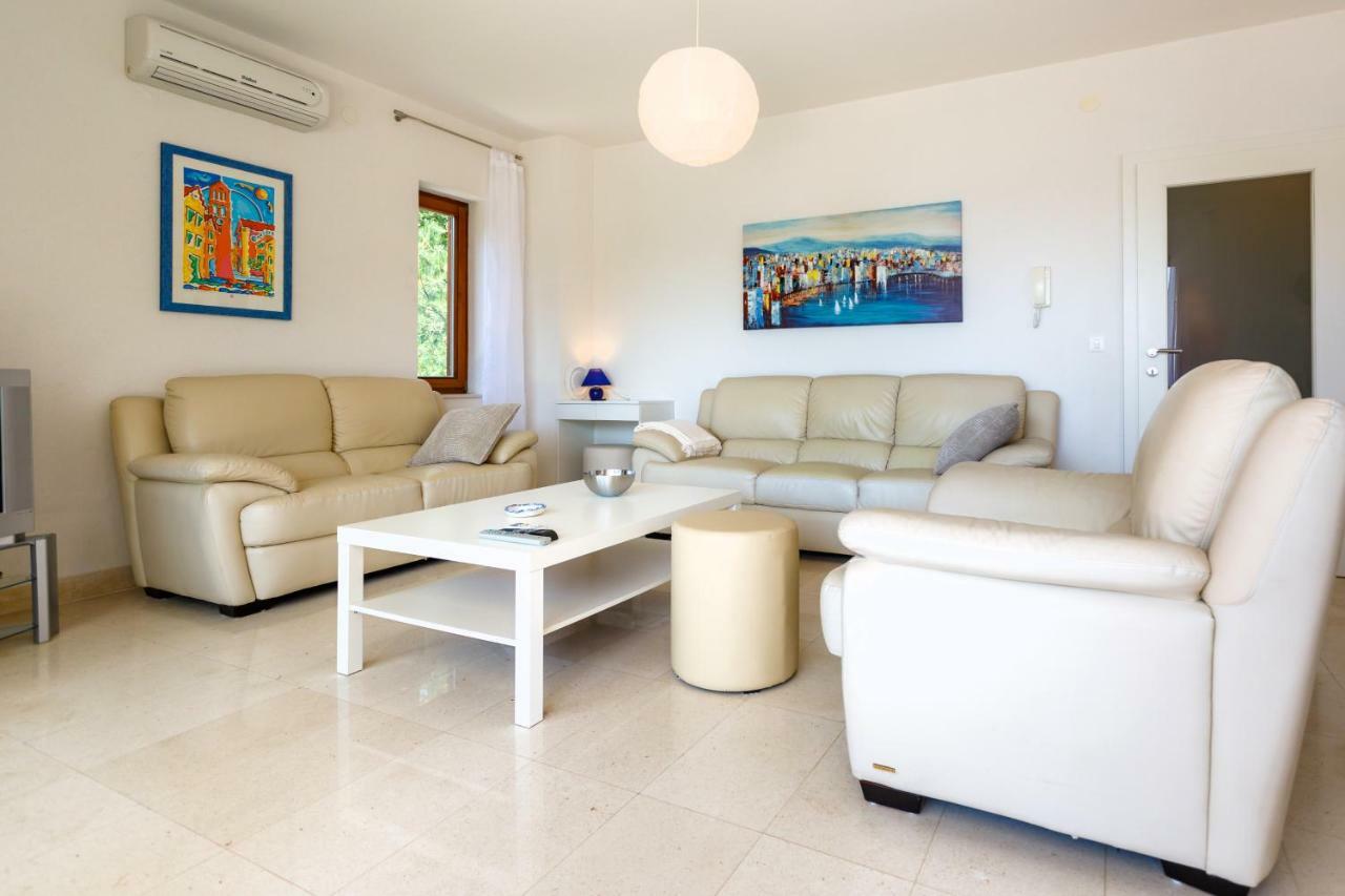 Apartman Jezevac Krk Town Zewnętrze zdjęcie