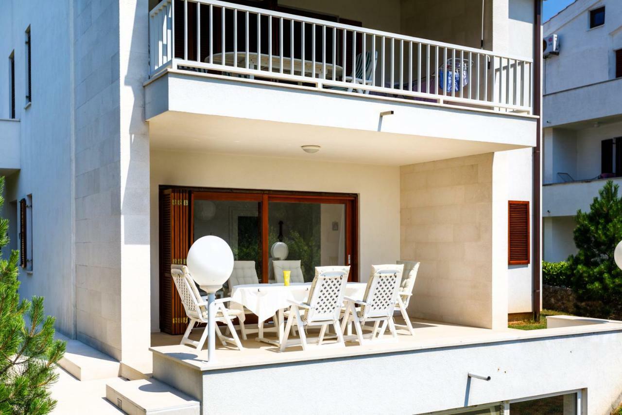 Apartman Jezevac Krk Town Zewnętrze zdjęcie