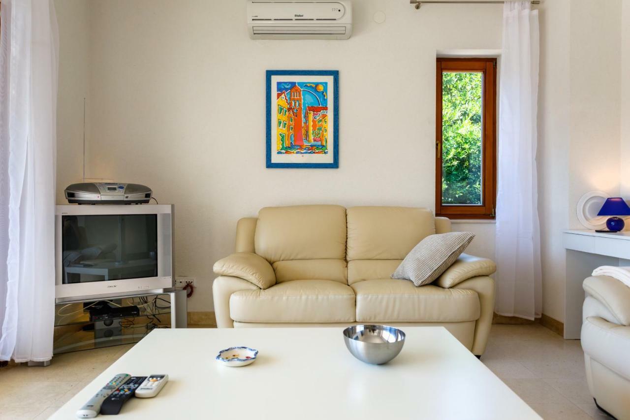 Apartman Jezevac Krk Town Zewnętrze zdjęcie